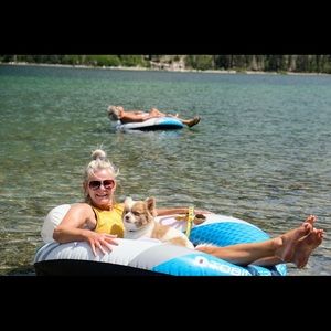 Meet your Posher, Pam